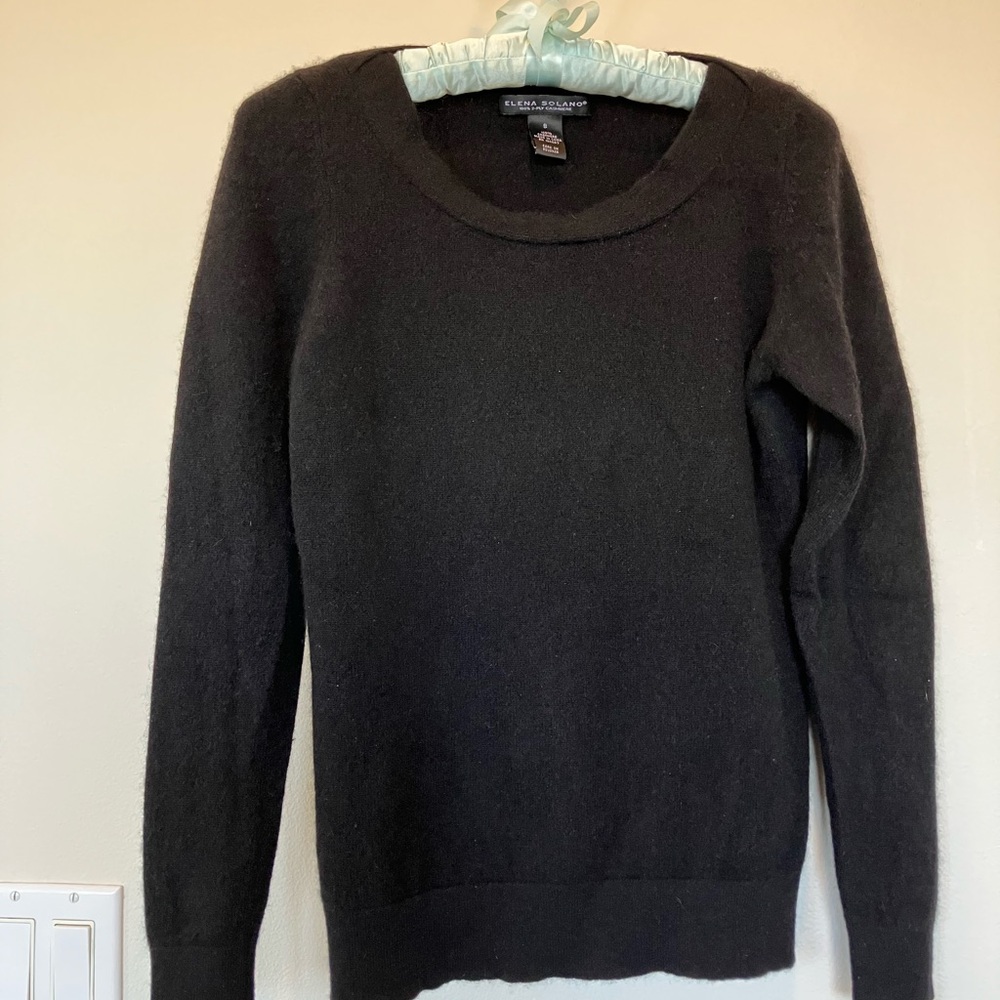 Black Crew Neck Sweatercahhmete Sweater